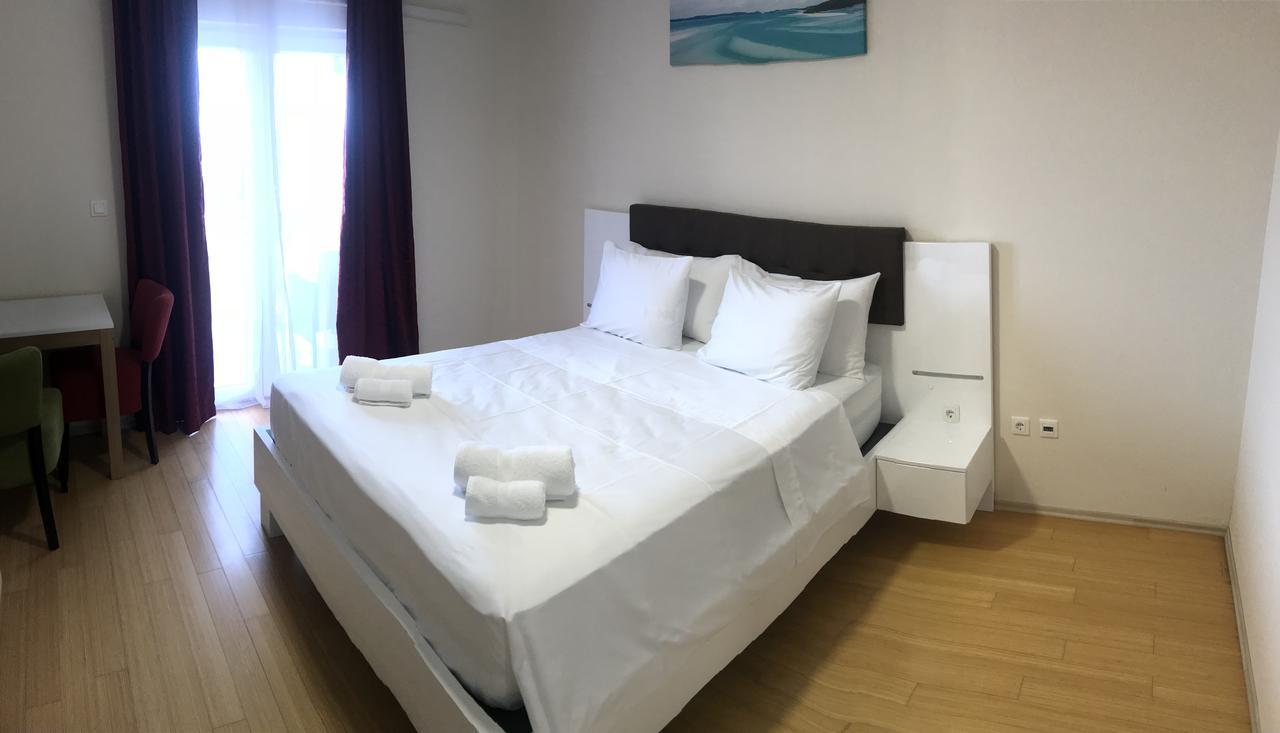 Hotel Livadic & Restaurant Ližnjan Eksteriør billede